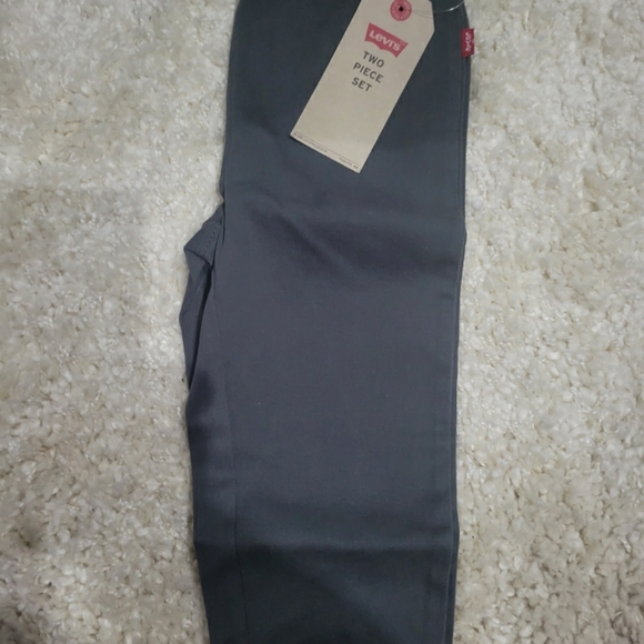 Levi's 2pc set - Picture 4 of 6